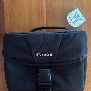 NWT Canon Black 200 EOS black Shoulder Bag adjustable strap